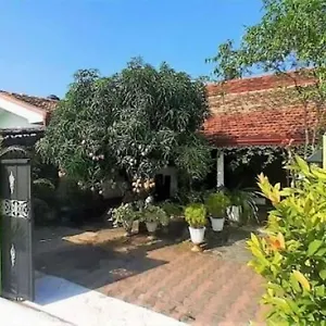  Guest house Alexandra Family